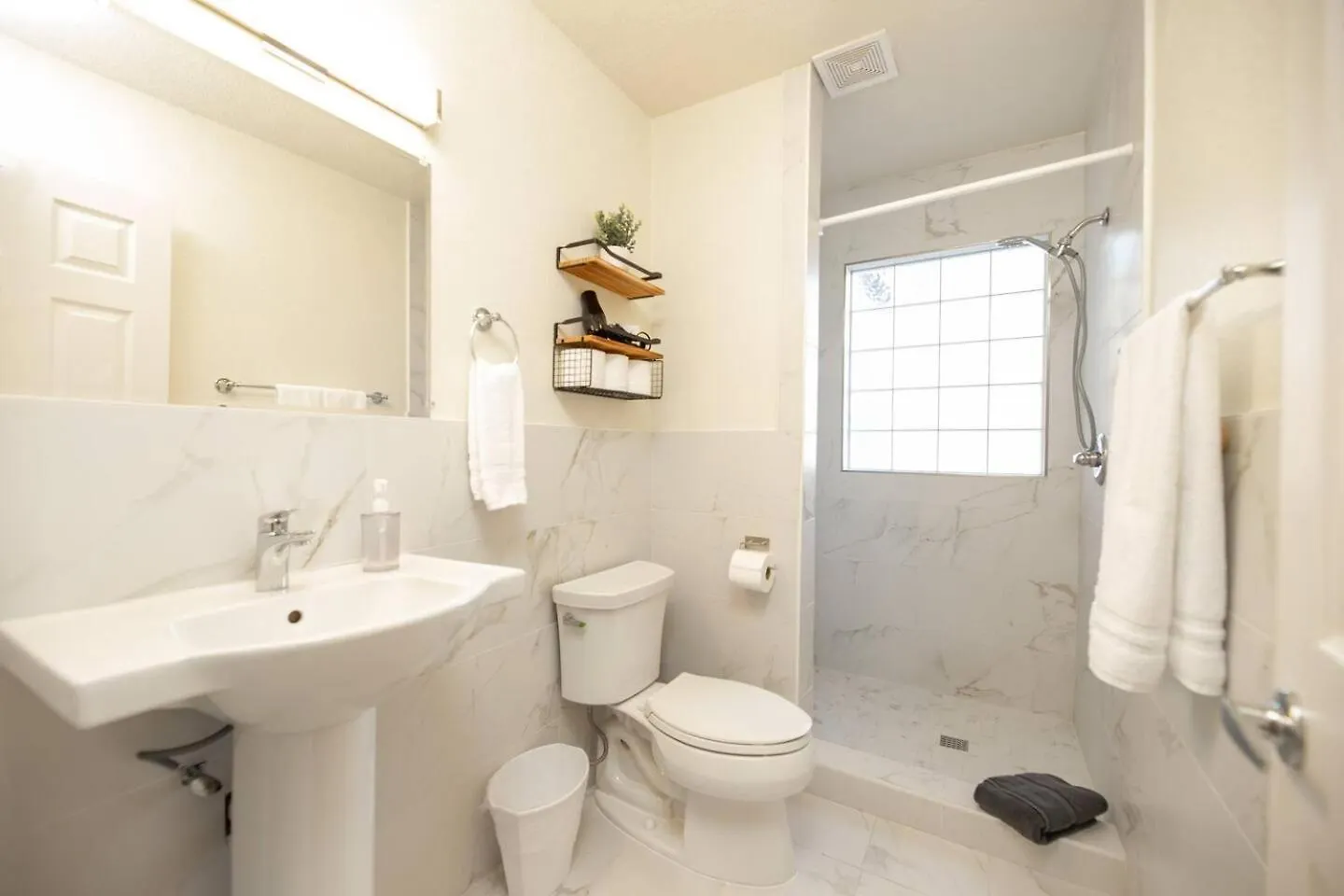 Willa Stylish & Sunny With Heated Pool In The Foothills! Phoenix